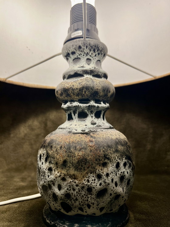 Lampada da tavolo vintage in ceramica di metà secolo Hustadt Leuchten anni '70 con paralume originale (photo 4 of 9)