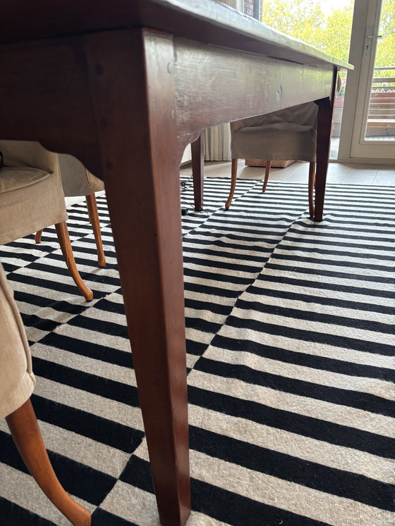 Image 1 of table à manger en bois de cerisier