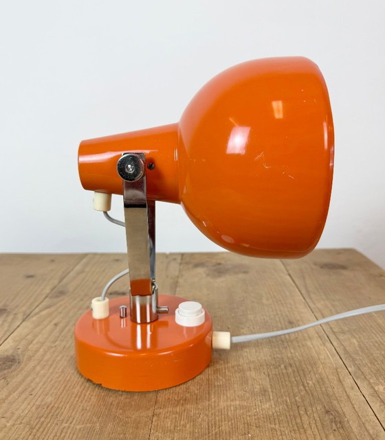 Vintage oranje metalen wandlamp van Lidokov, jaren 70. – Wandlampen, Chrome (photo 5 of 17)