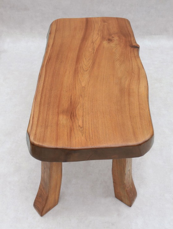 Table de salon en orme massif à bord naturel et 3 tables d'appoint/tabourets C1970 France – Tables basses (photo 5 of 14)
