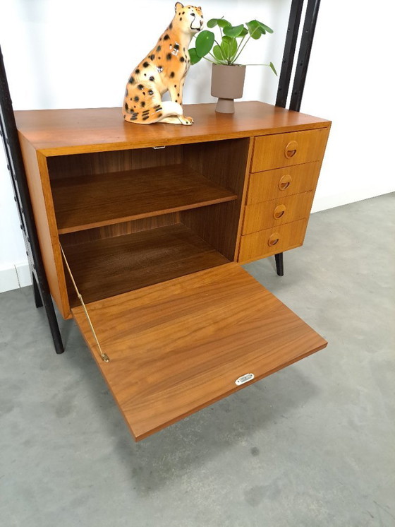 Image 1 of Teak Musterring design kast met zwarte poten