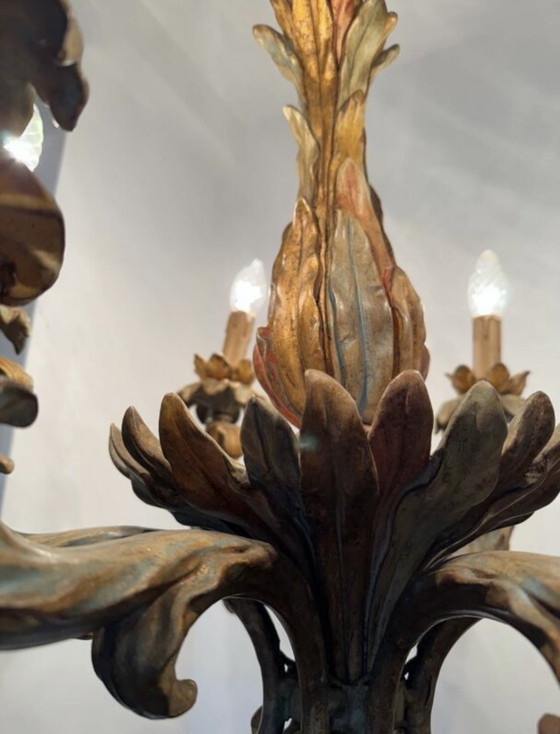 Image 1 of Kronleuchter aus geschnitztem Holz im Hollywood-Regency-Stil der 70er