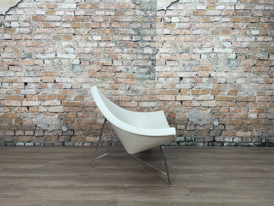 Image 1 of Vitra Coco blanco