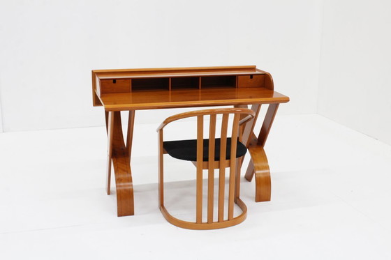 Image 1 of Italienischer Holzschreibtisch und Stuhl 1970er Jahre