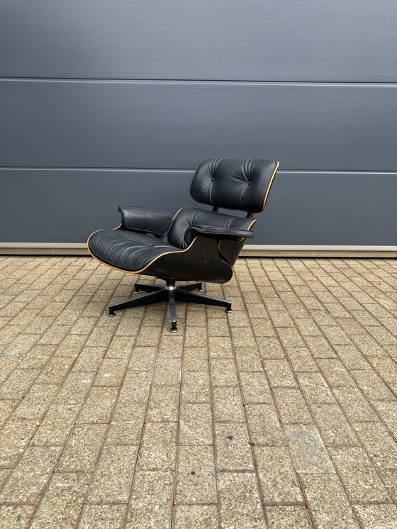 Image 1 of Herman Miller USA Eames Lounge chair 70's edición limitada
