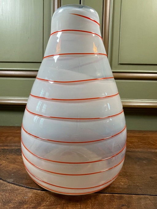 Vintage Italian vase from the 1960s — white opaline glass & red stripes