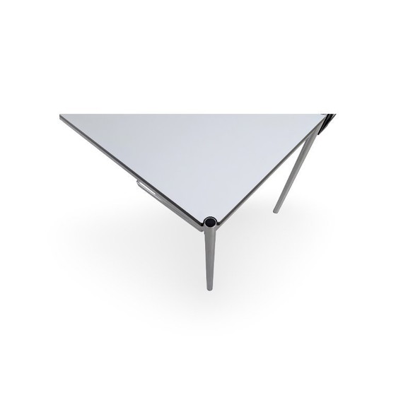 Image 1 of 2x USM Haller tafel, hars, wit, bureau, parelgrijs, kabel