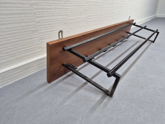 Appendiabiti da parete vintage. In teak con dettagli in metallo, anni '60. – Wood (photo 10 of 11)