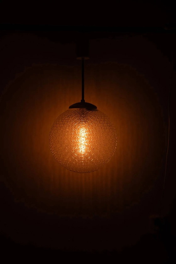 Vintage Mid Century Modern round glass pendant light – Pendant lamps, Crystal, Chrome (photo 9 of 11)