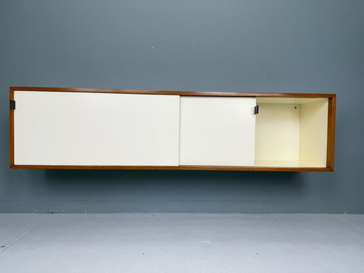 Florence Knoll für Knoll, Hängeschrank aus Walnussholz, Modell 123 W-1, 1947