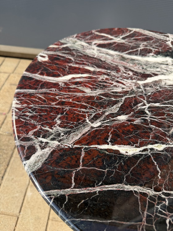 Image 1 of Table d'appoint Knoll Tulip en marbre Rosso Rubino, état neuf ! Eero Saarinen