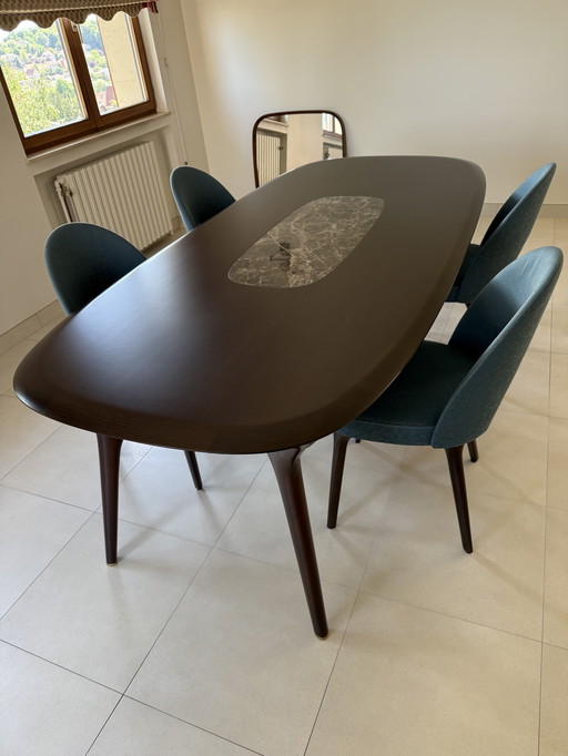 Roche Bobois - 1 Winch collection dining table + 4 Flynn chairs