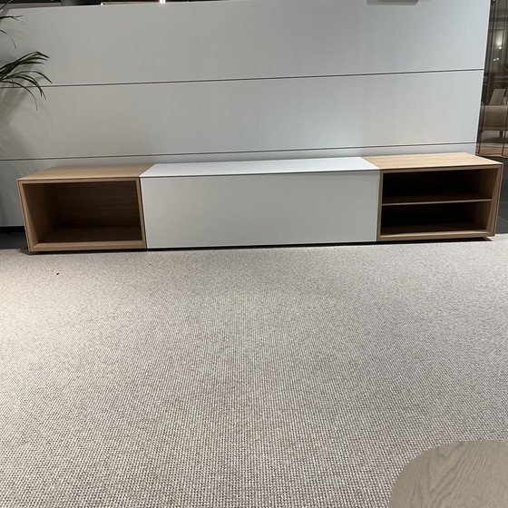 Image 1 of Piure Edit/Q Laag dressoir