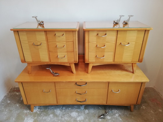 Image 1 of Tables de nuit luxueuses Mid Century Vintage Sideboards