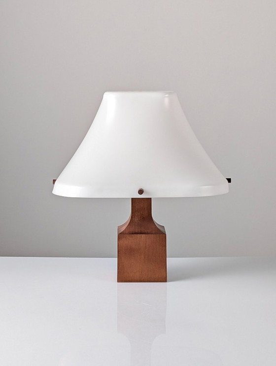 Danish Modern Teak Table Lamp with Pagoda Acrylic Shade, 1960s – Plastic, Wood (photo 3 of 10)