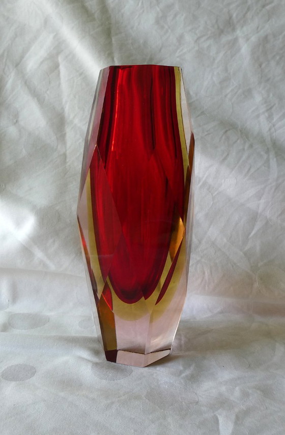 Murano Block Vase by Flavio Poli for Alessandro Mandruzzato, Sommerso, faceted, 1950s – Glass (photo 4 of 8)
