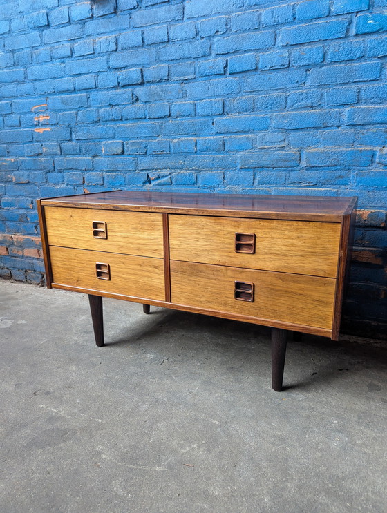 Image 1 of Vintage Deense ladenkast- 1960s