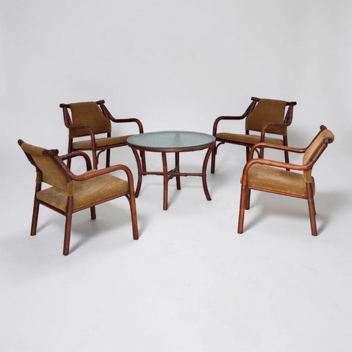 Ensemble de fauteuils de café danois des années 1970, en rotin et tissu nubuck.