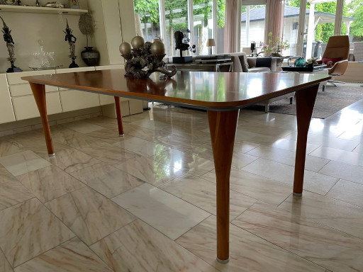 Ylion B43 dining table for 6 - 8 people