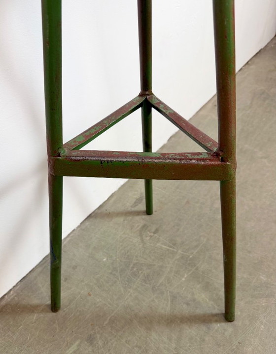 Image 1 of Grüner Werkstatthocker im Industriestil, 1960er Jahre