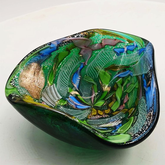 Image 1 of Cendrier d'exception en verre de Murano, signé Dino Martens - Tutti Frutti, années 1950. Fabriqué en Italie. 13 cm.