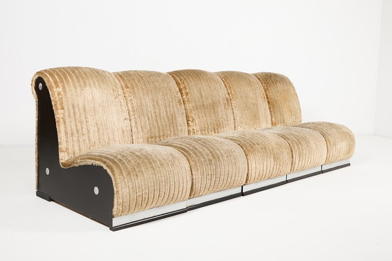 Image 1 of Conjunto de asientos italiano de estilo moderno de mediados de siglo, década de 1970.