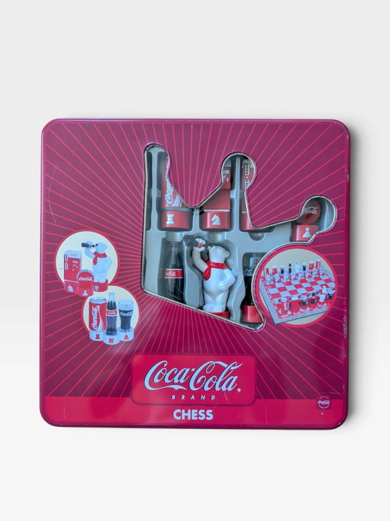 Set di scacchi Coca-Cola in scatola di metallo – Oggetti decorativi, Plastica (photo 8 of 10)