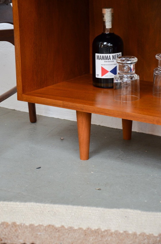 Image 1 of Credenza vintage, mobile HiFi per dischi, ripiano per dischi, mobile basso