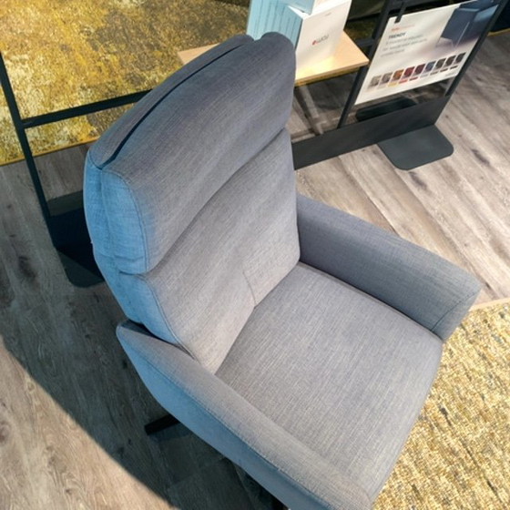 Image 1 of ROM Alfa King armchair