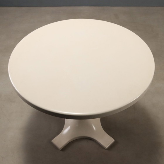 Kartell table from the 1960s – Dining tables, Plastic (photo 7 of 10)
