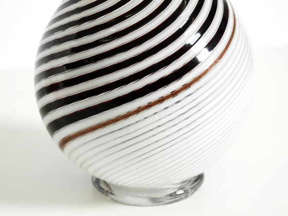 Image 1 of Wunderschöne italienische Murano-Glasvase aus der Mitte des 20. Jahrhunderts von Dino Martens für Aureliano Toso