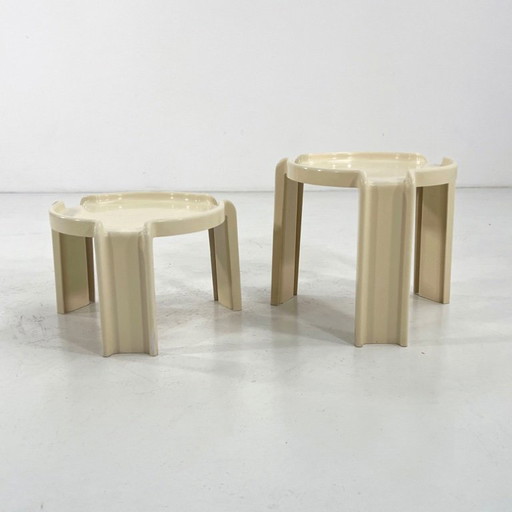 Zwei weiße Satztische von Giotto Stoppino für Kartell, 1970er Jahre