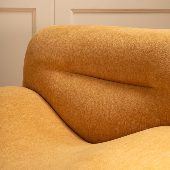 Image 1 of Pair of Wavy Armchairs - Italy 1970s