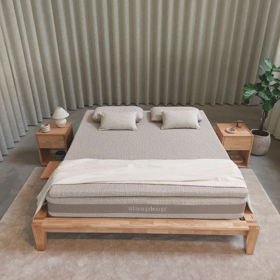 Image 1 of Letto a piattaforma per dormire - 180x200