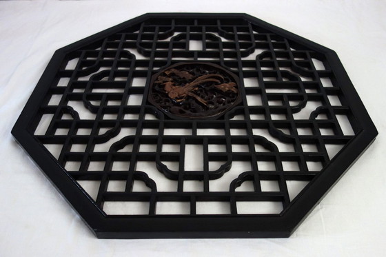 Image 1 of Pannello murale ottagonale in legno intagliato, metà del XX secolo, Cina