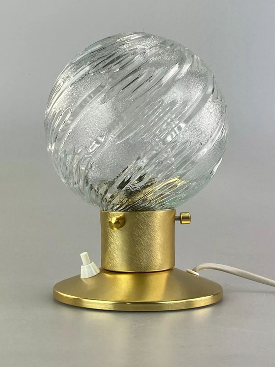 Image 1 of Lampada a sfera anni '60-'70, lampada da tavolo, lampada da comodino, design dell'era spaziale