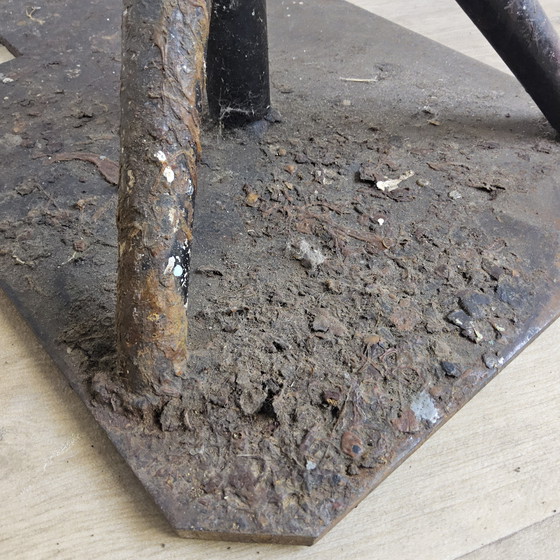 Image 1 of Antiker doppelter Schuhleistenständer aus Schmiedeeisen (H 113 cm) für Schuhmacher