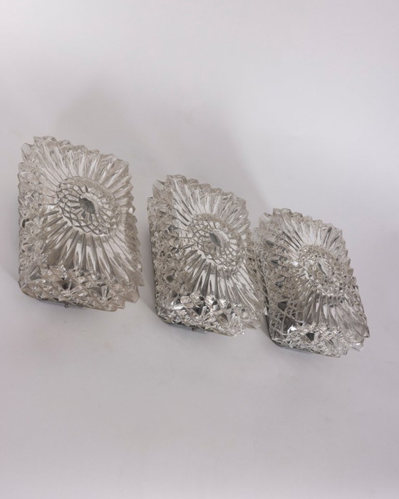 Appliques murales vintage en verre travaillé, années 1970, lot de 3 – Glass (photo 2 of 10)