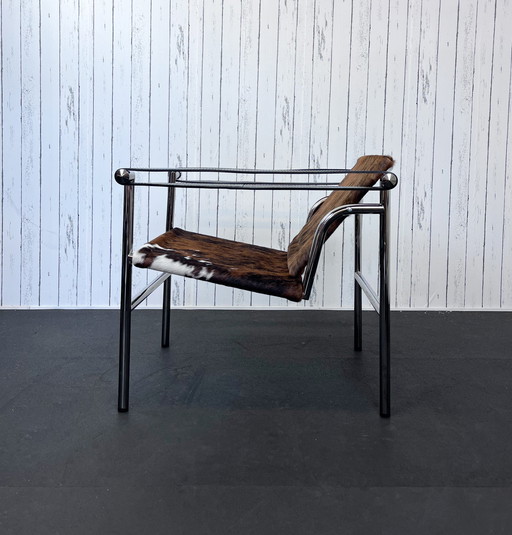 Lc1 Chair Le Corbusier Cassina Charlotte Perriand Seats