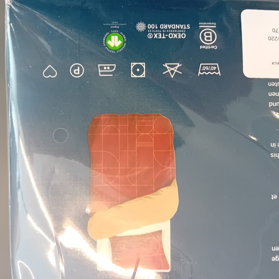 Image 1 of Auping dekbedovertrek Graphic bordeaux  140 x 220 cm