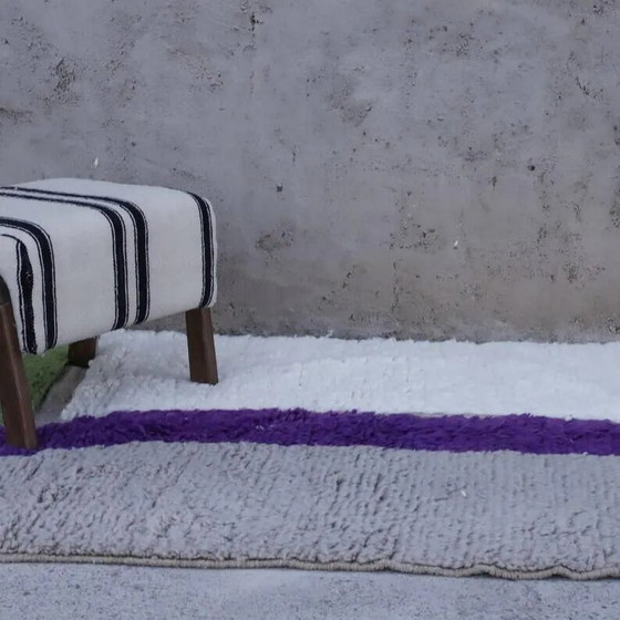 Tapis berbère marocain 250cm x 150cm – Laine (photo 3 of 6)