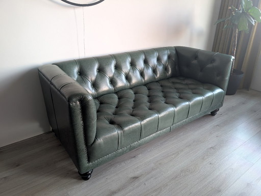 Chesterfield Parlamentsgebäude mit 3 Sitzen