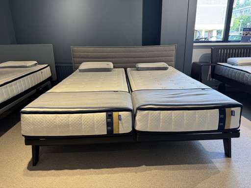 Modelo de cama original de Auping