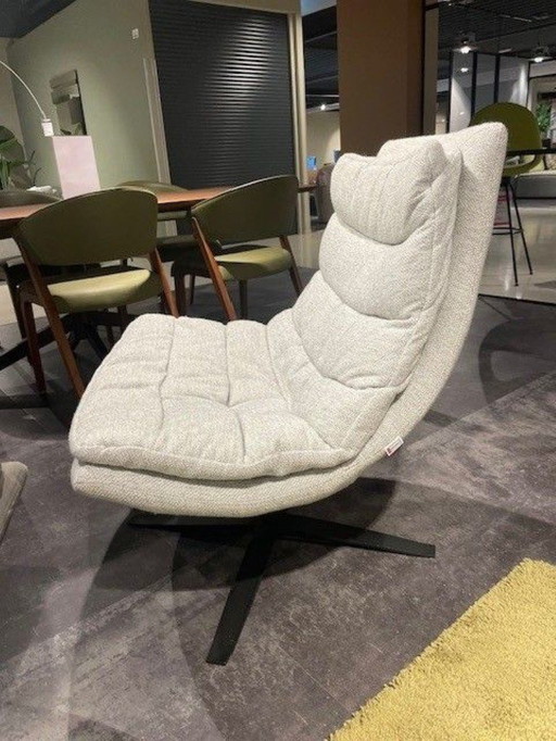 (Showroom model) Jack L.