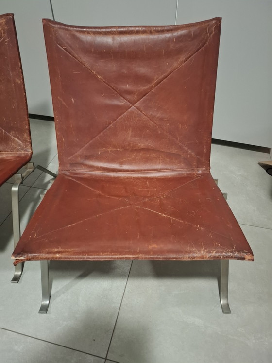 Set of 2 Vintage PK22 Armchairs - PK22 – Fritz Hansen, Chairs and lounge chairs, Leather, Metal (photo 5 of 9)
