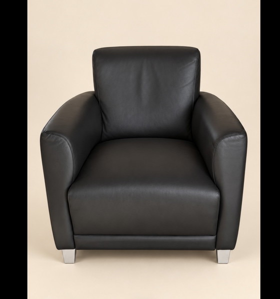 Fauteuil en cuir noir, Métal (photo 3 sur 5)