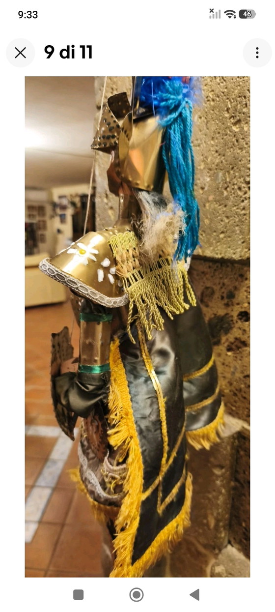 Vintage Pupo Puppet, 60cm, Brass Armor and Handmade Clothes. – Decorative Objects, Metal, Textile (photo 9 of 11)