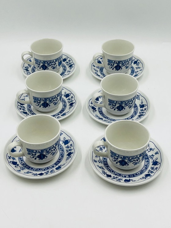 Image 1 of Set van 6 Biltons England kopjes en schotels, met blauwe uiendecoratie.