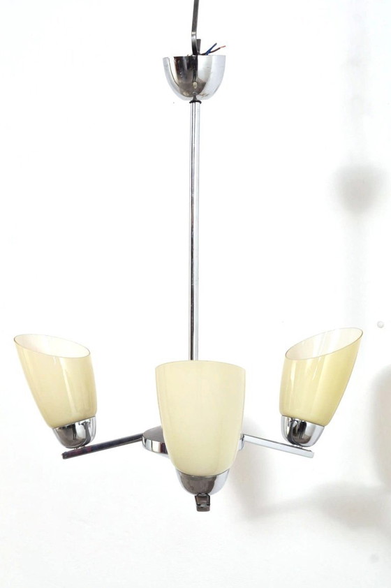 Image 1 of Lampadario vintage a tre bracci in cromo e vetro, anni '50