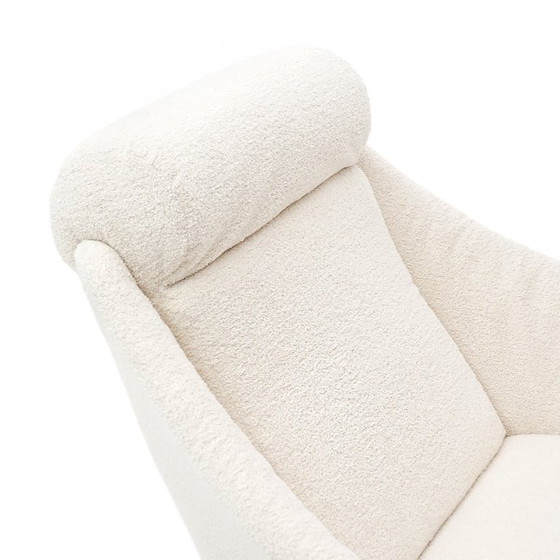 Image 1 of Pair of white bouclé armchairs, 1950s